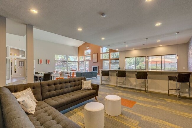 Building Photo - Plum Tree Park