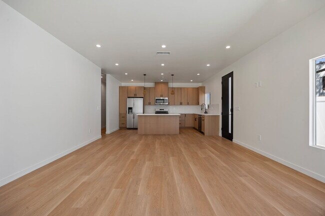 Foto del edificio - 21824 Cohasset St