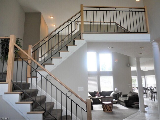Building Photo - 35438 Nightshade Ln