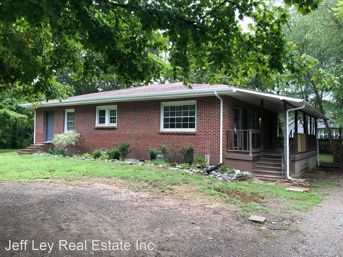 Primary Photo - 3 br, 2 bath House - 1226 Lowes Lane