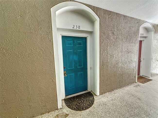 Foto del edificio - 7135 Yacht Basin Ave