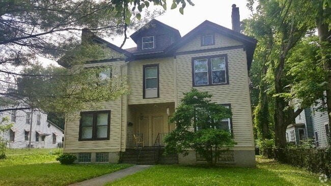 Building Photo - 4430 Winton Rd