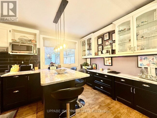 Building Photo - 2506 Autumn Hill Crescent