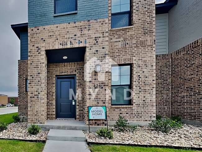 Building Photo - 426 Willow Crossing E [MODEL]