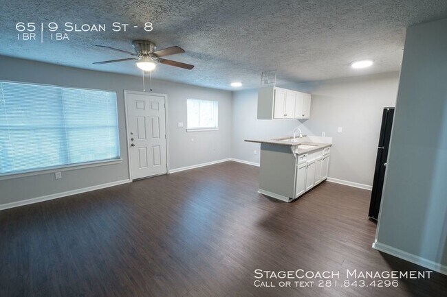 Building Photo - Apartamento recien remodelado / Beautiful ...