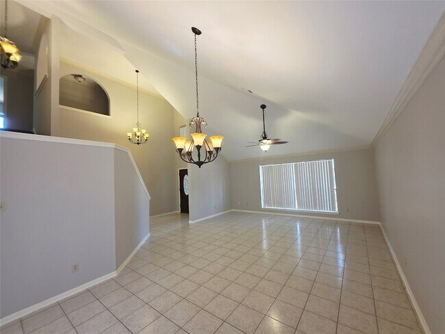 Foto del edificio - 21003 Moor Lily Ct