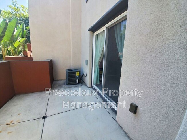 Foto del edificio - 1629 Arroyo Vista Dr