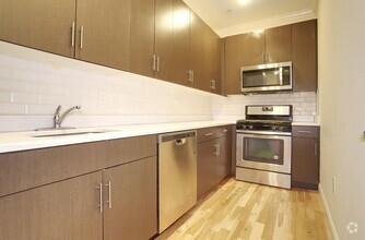Building Photo - 4401 BERGENLINE Ave
