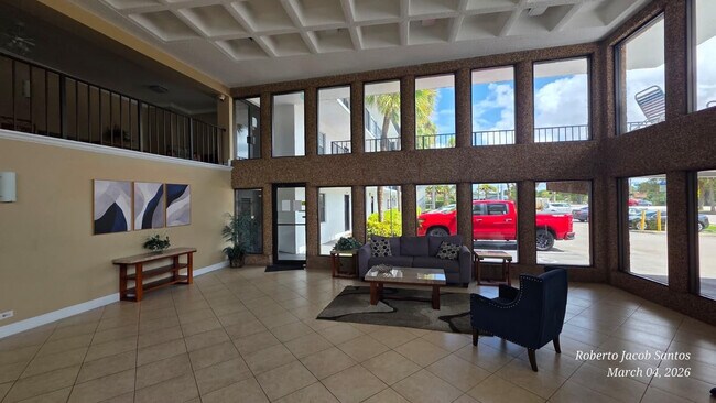 Foto del edificio - 9235 SW 8th St