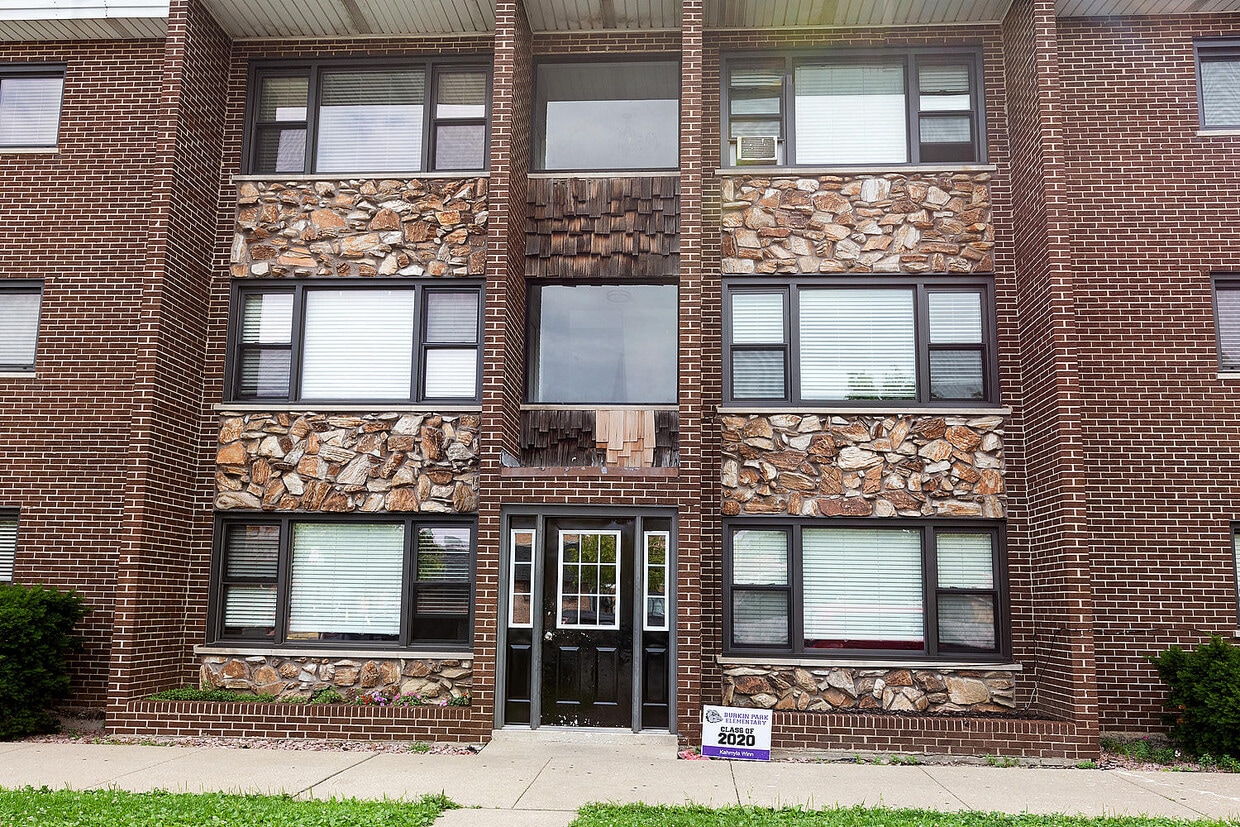 Main Entrance - 6301 S Keeler Ave