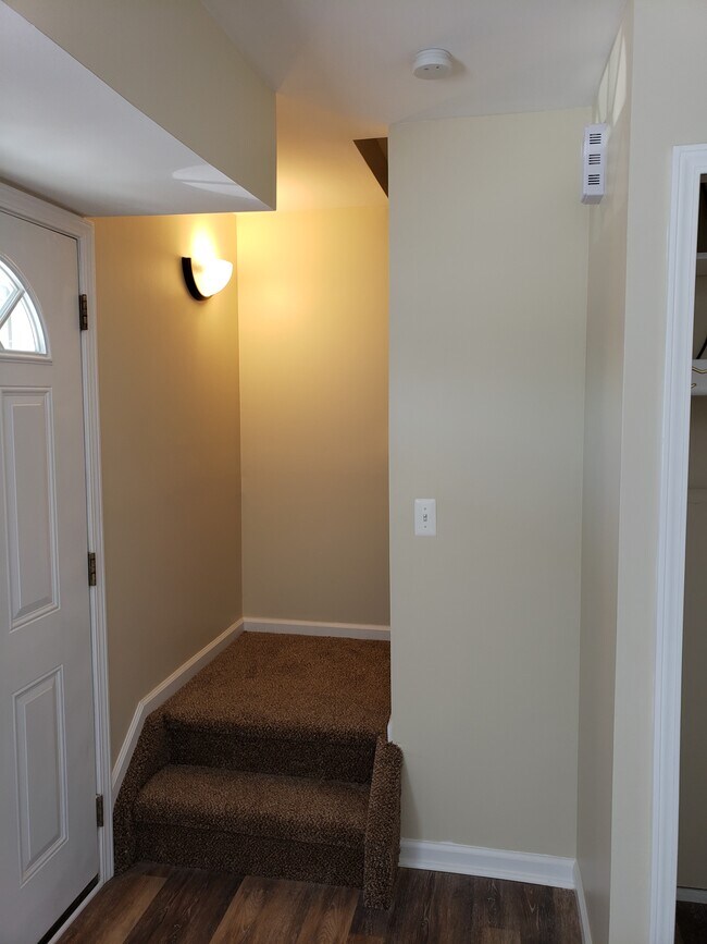 Building Photo - 41173 S Woodbury Green Dr