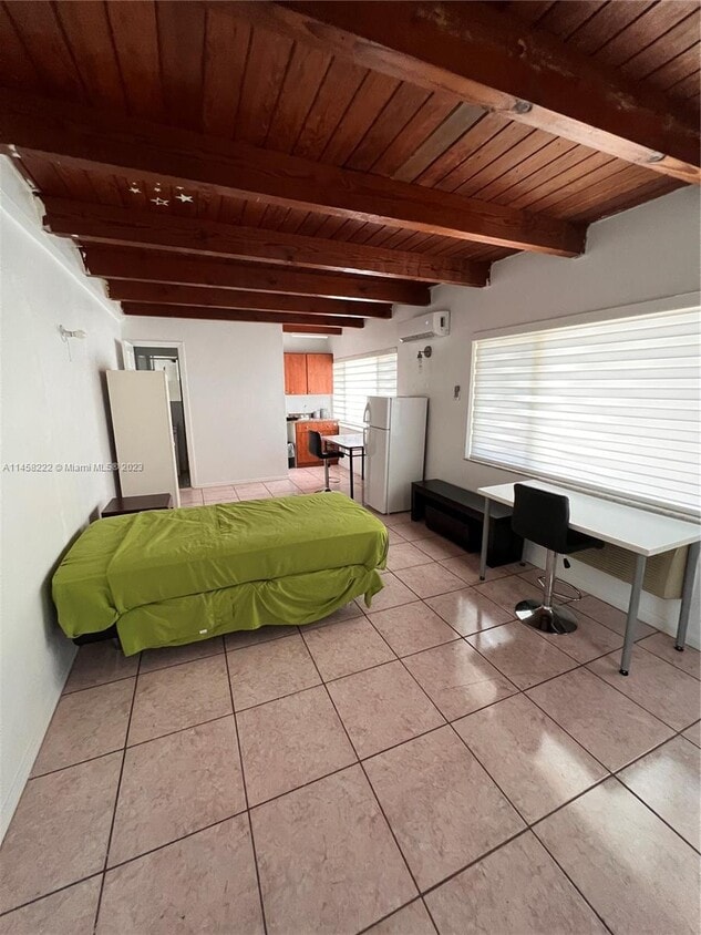 Foto principal - 1852 NW 56th St