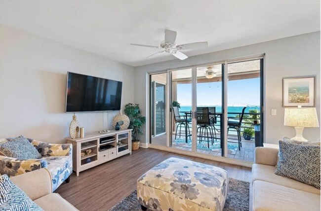 Living room 3 - 4971 Bacopa Ln S Apartment