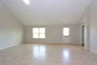 Building Photo - 17614 Glade Landing Ln