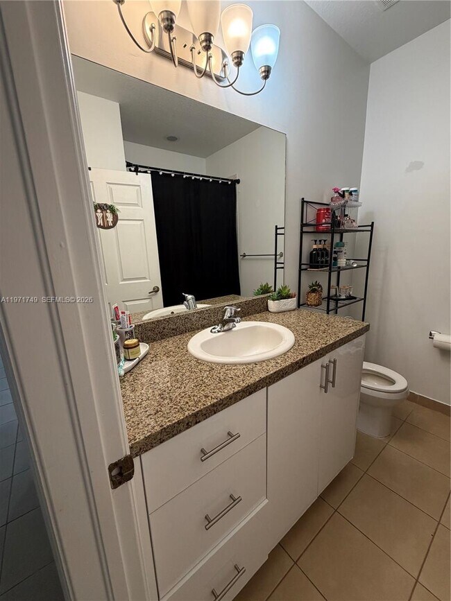Foto del edificio - 977 SW 147th Ave