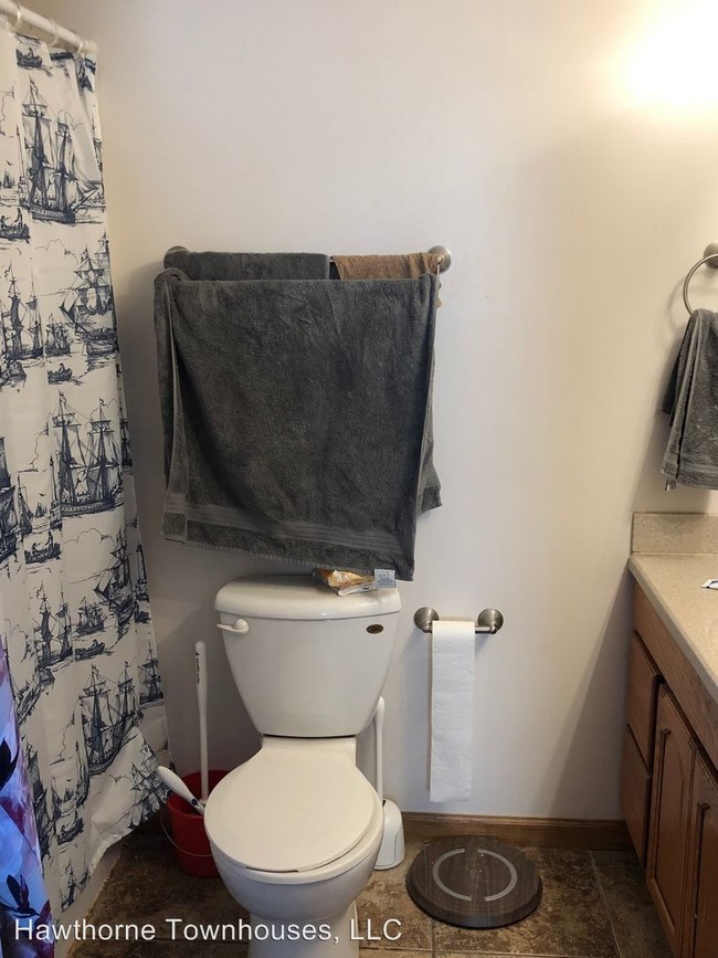 Foto del edificio - 3 br, 2 bath House - 2219 West 6th St.