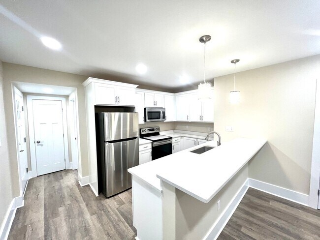 Foto del edificio - 933 - 320/322 Boggs Avenue