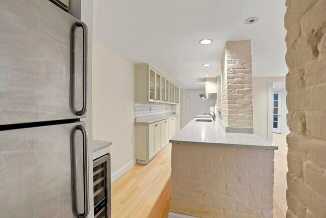 Foto del edificio - 67 Montgomery St