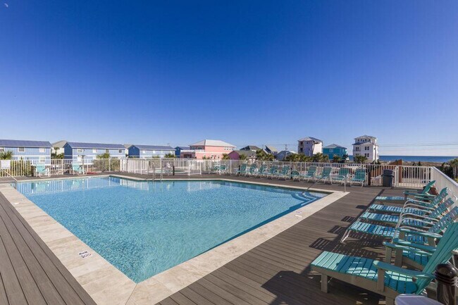 Foto del edificio - 1524 W Beach Blvd