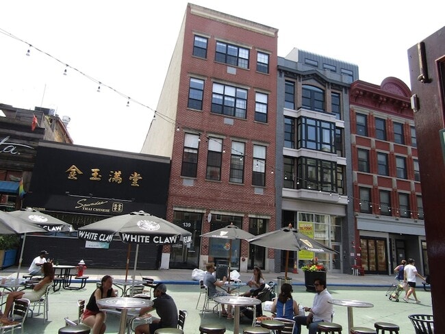 Photo - 139 Newark Ave House