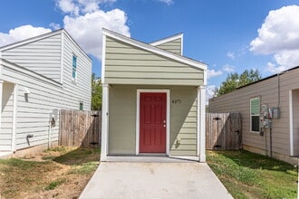Building Photo - 4271 Thalweg Way