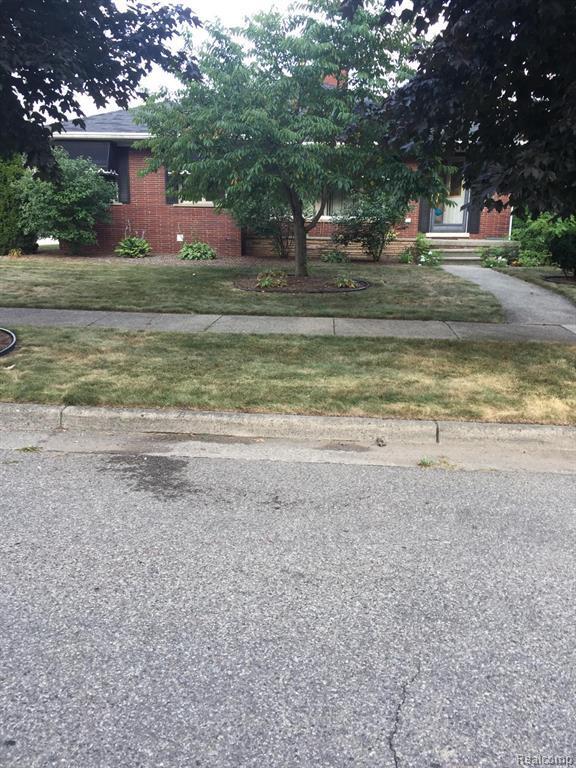 Foto del edificio - 5720 Linden Dr