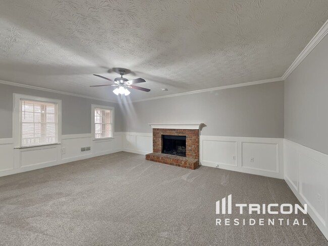 Building Photo - 3804 Laurel Crest Drive Snellville GA
