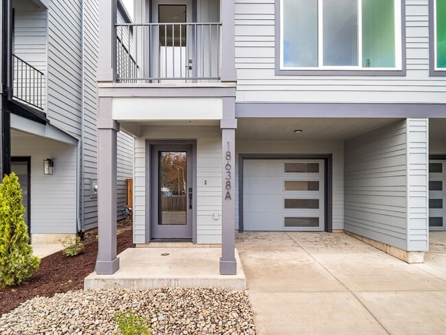 Building Photo - $1,000 off 1st month! Beautiful, brand spanking new 2-bdrm/2.5-bath duplex townhome! W/D, garage,...