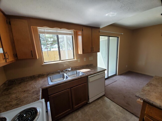 Foto del edificio - 4478 E Hwy 98