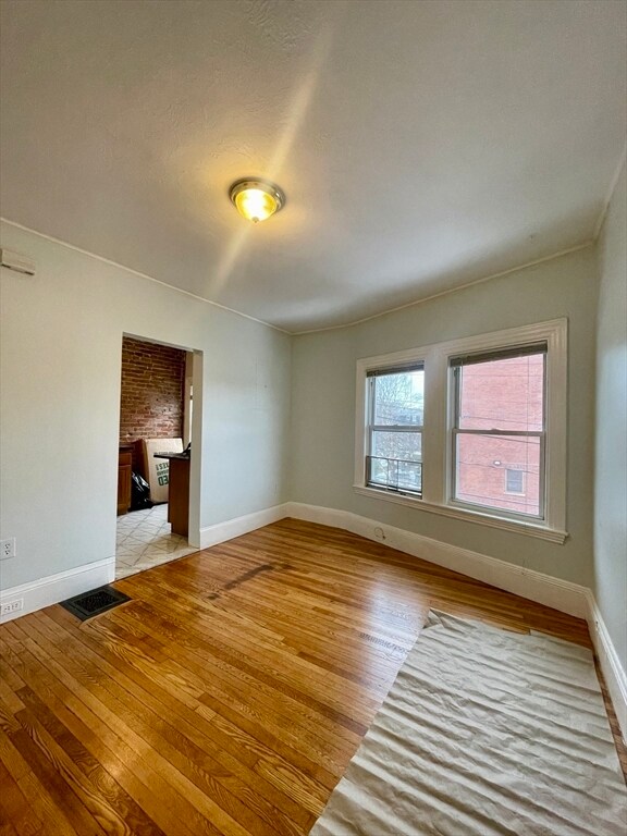 Foto del edificio - 30 Academy Hill Rd
