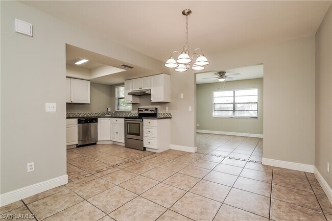 Foto del edificio - 110 Jayside Ln