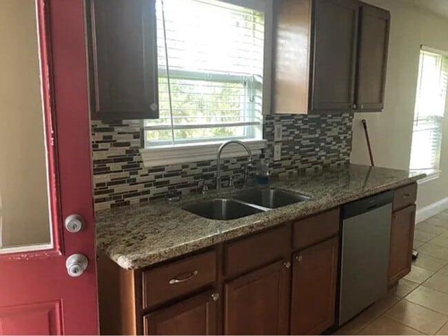 Photo - 4110 Huey St (Houston, TX) Apartment