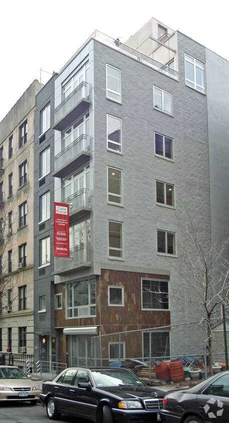 Foto del edificio - 70 W 107th St