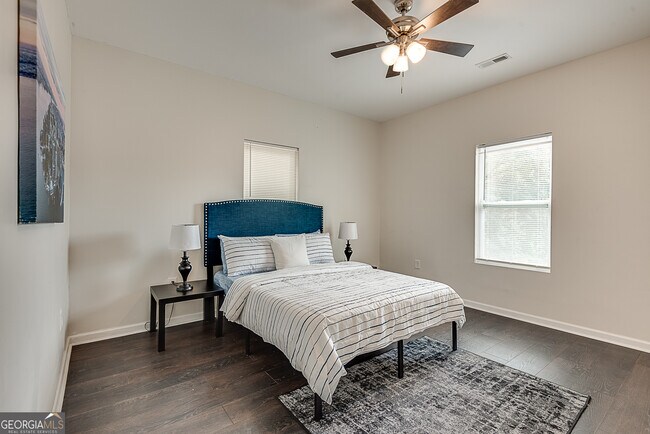 Foto del edificio - 996 Fair St SW