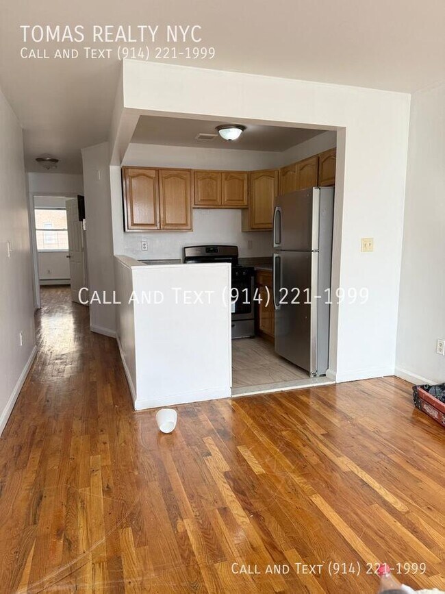 Foto del edificio - 793 Jennings St