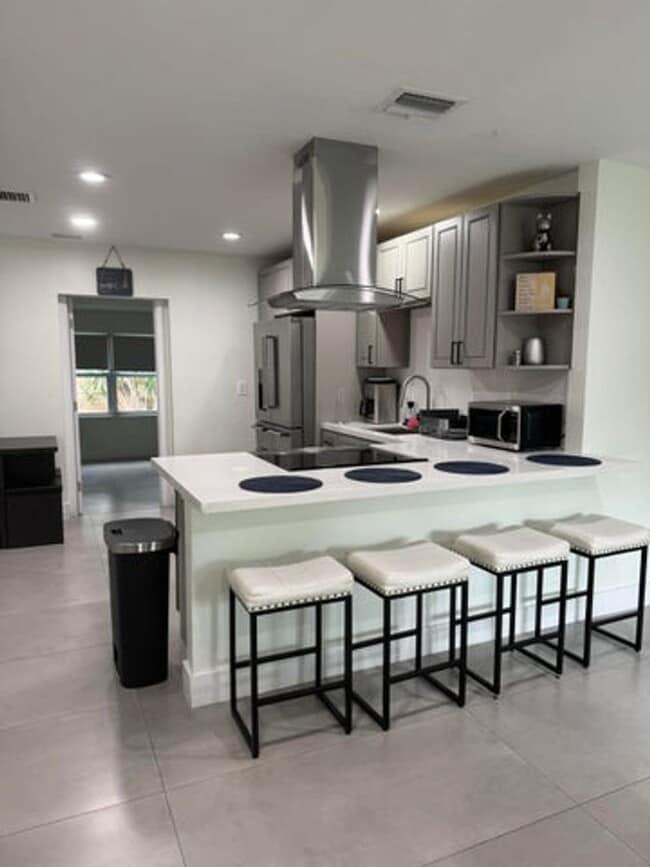 Building Photo - 2314 Pinecrest Ct