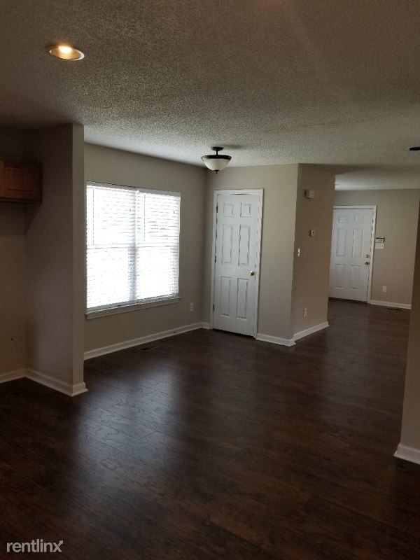 Building Photo - 3 br, 2.5 bath House - 736 Bowman Street