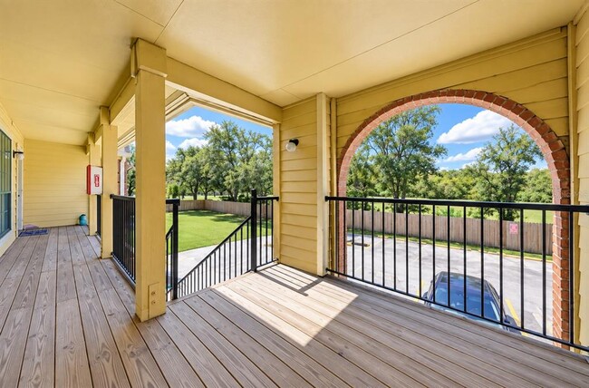 Building Photo - 8645 Fancy Finch Dr