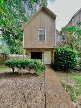Building Photo - 17 Falcon Ridge Ln