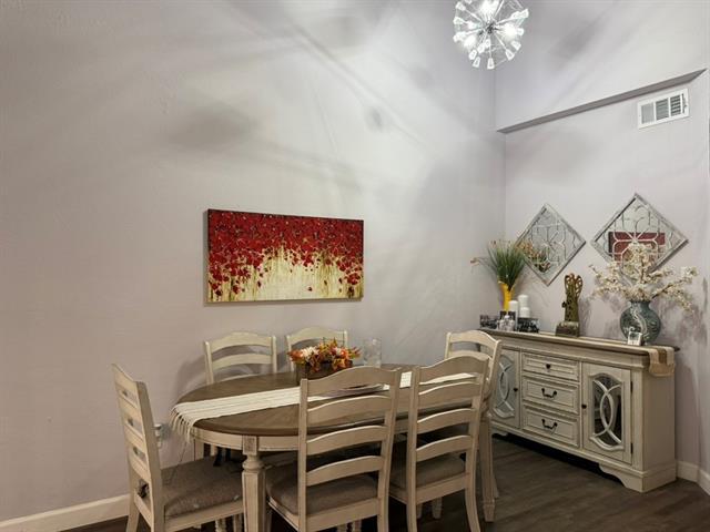 Foto del edificio - 2835 Keller Springs Rd