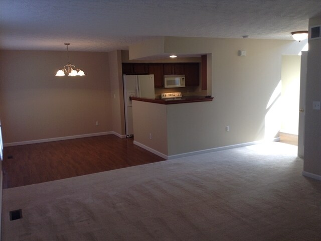 Building Photo - 1095 Flick Lane