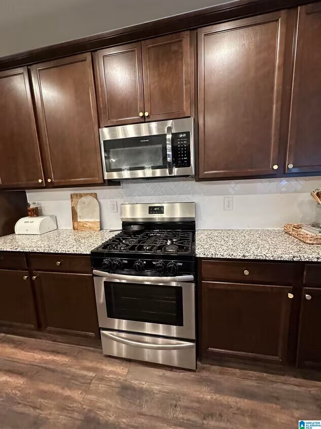 Building Photo - 6507 Creek Cir