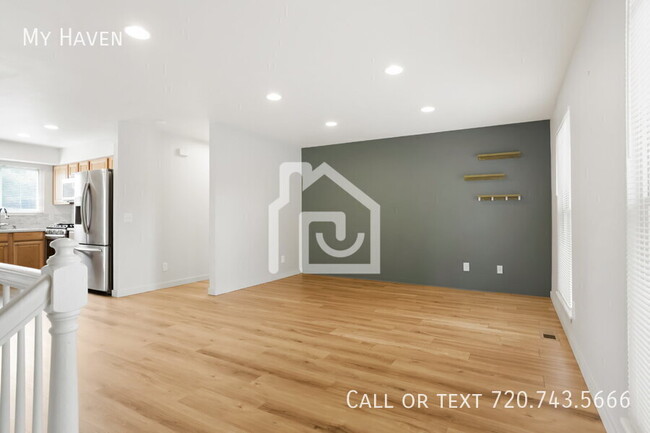 Building Photo - 16205 E Villanova Pl