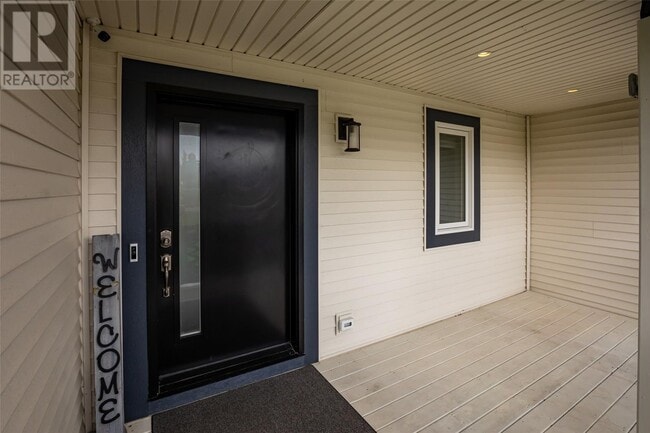 Building Photo - 43 Jera St