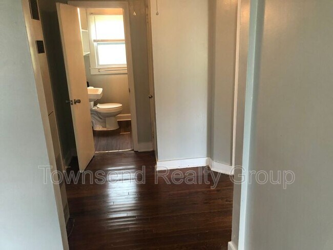 Building Photo - 2197 Culp Cir