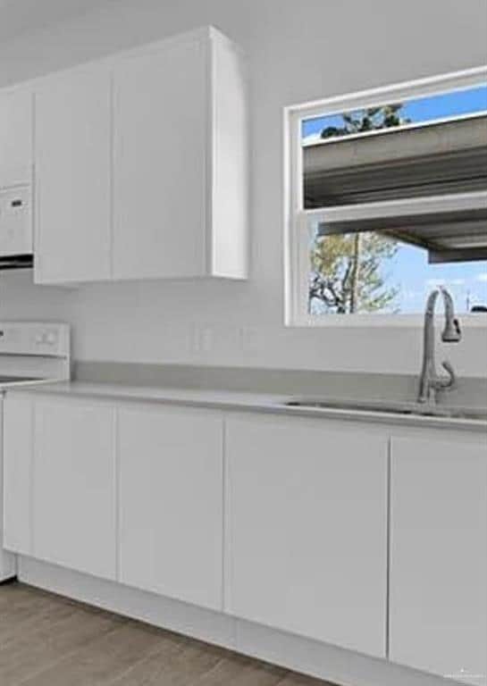 Building Photo - 13 Marcela Dr