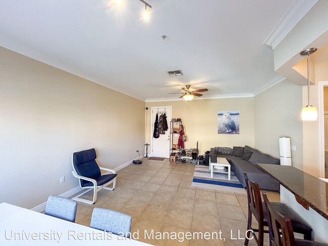 Building Photo - 2 br, 2 bath House - 230 SW 2nd Avenue #302