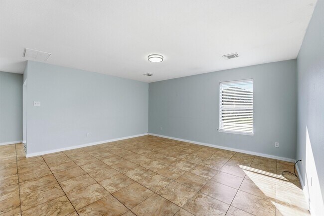 Building Photo - 9602 Tree Sparrow Ln