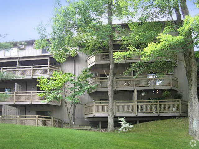 Pine Mill Ridge Apartments – photo 1 of 18