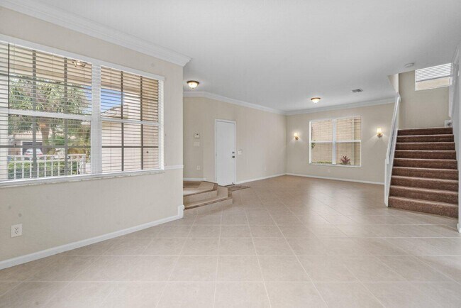 Building Photo - 580 Calamint Point
